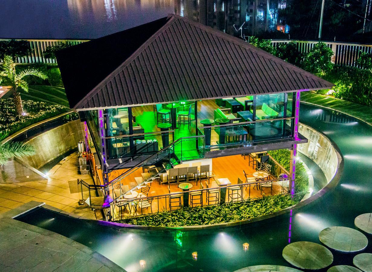 Club Paraiso Rāipur Buitenkant foto