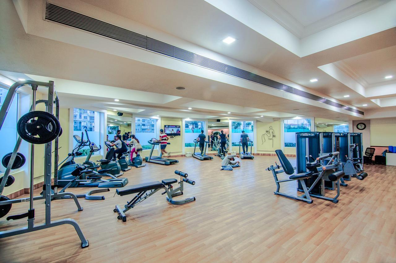 Club Paraiso Rāipur Buitenkant foto